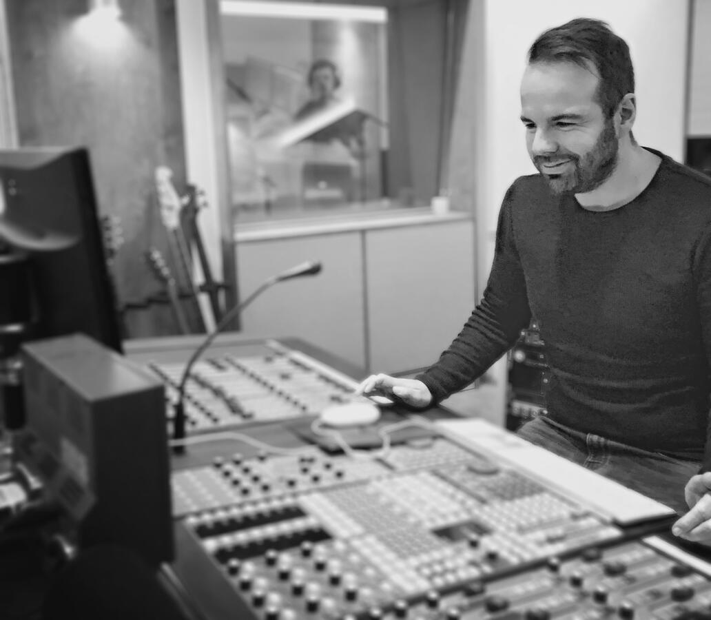 Marcel Stoffels | Musikproduzent und Songwriter in Bitburg